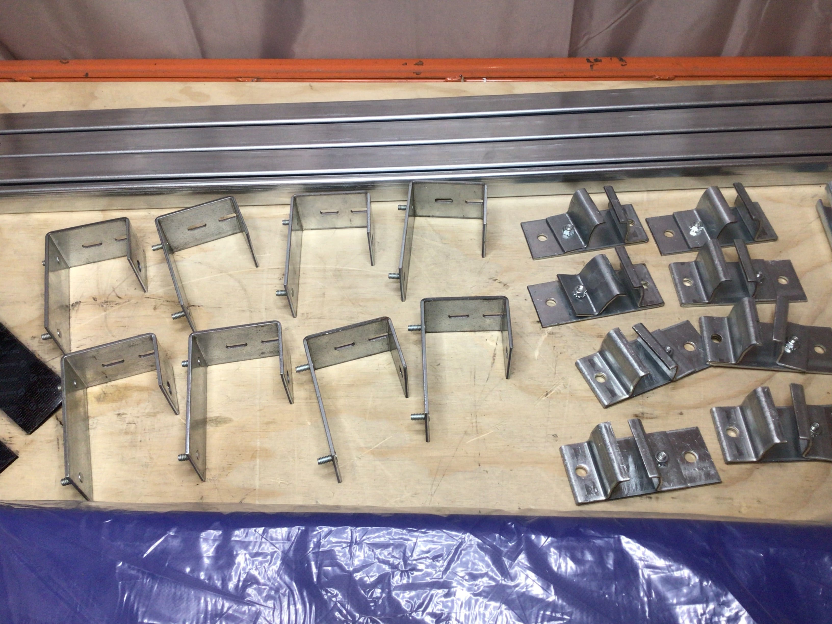 TMI Curtain Wall: 8 ft Ht, 24 ft Wd, Blue, 1 Panels, 18 oz PVC Coated Polyester (8131617554670)